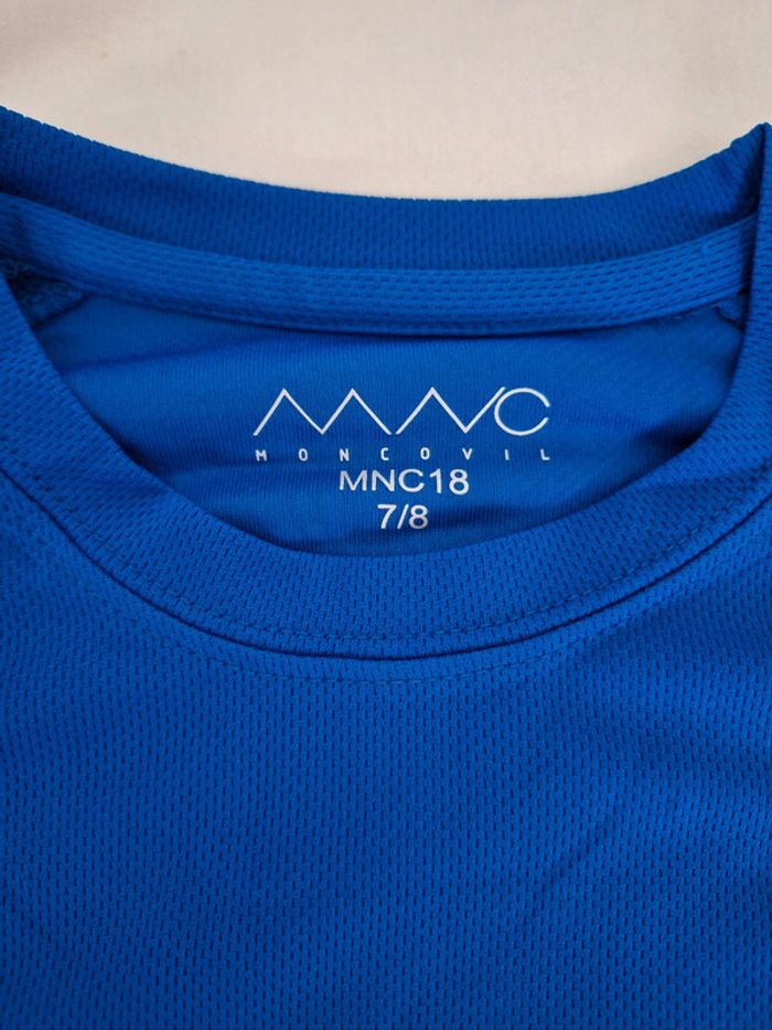 Maillot de foot taille 8 ans - photo numéro 2