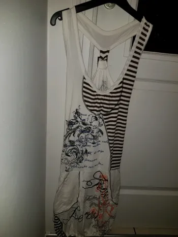 Robe bretelles T. Unique