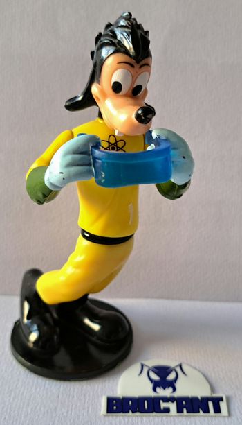 Figurine Disney Max Goof combinaison jaune