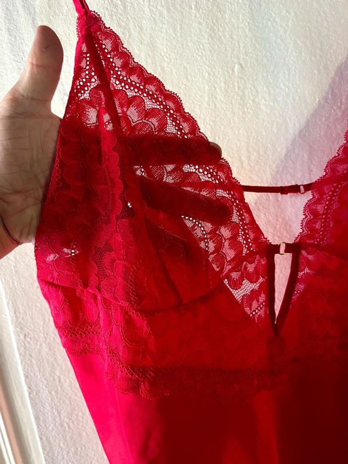 Debardeur en satin dentelle valege taille L - photo numéro 8