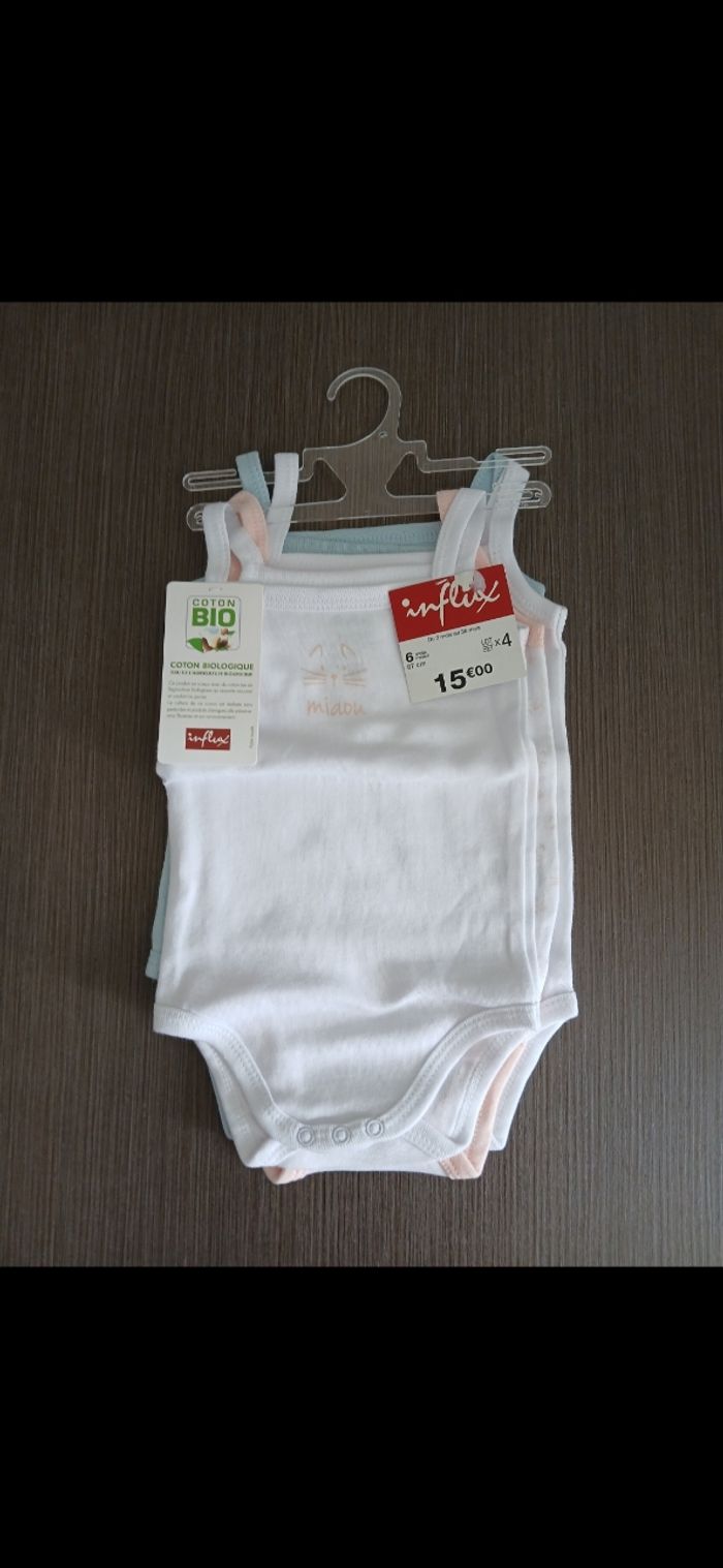Lot 4 bodies sans manches fille influx 67 cm 6 mois - photo numéro 1