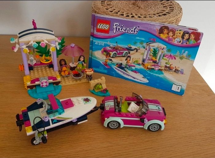 Lego friends 41316
le transporteur de hors-bord d'Andréa
Excellent état 
Complet