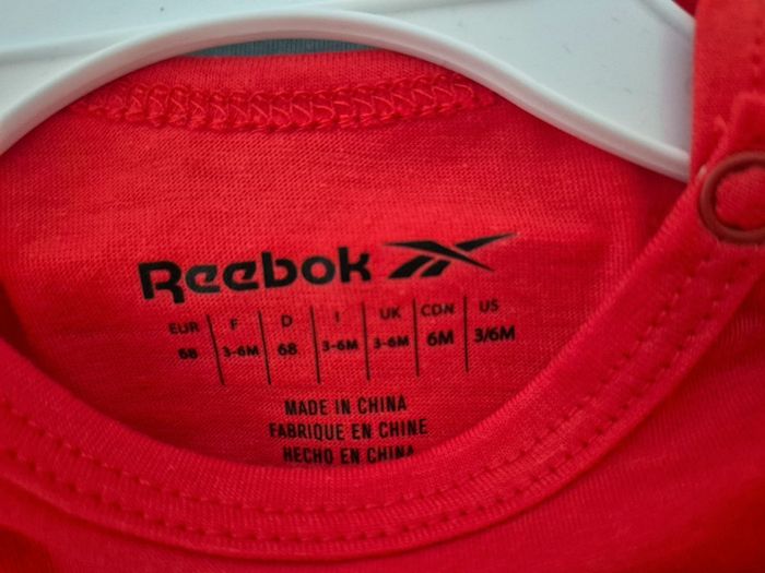 Body 3/6 mois, Reebok, neuf - photo numéro 2