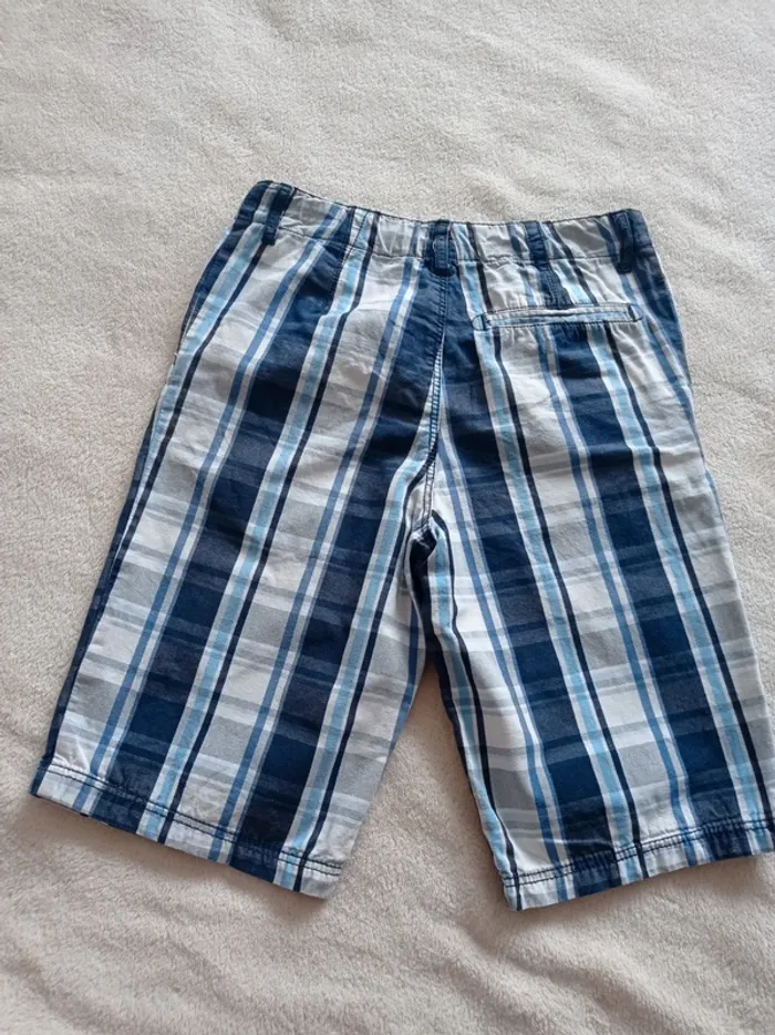 Short H&M garçon 10-11 ans - photo numéro 2
