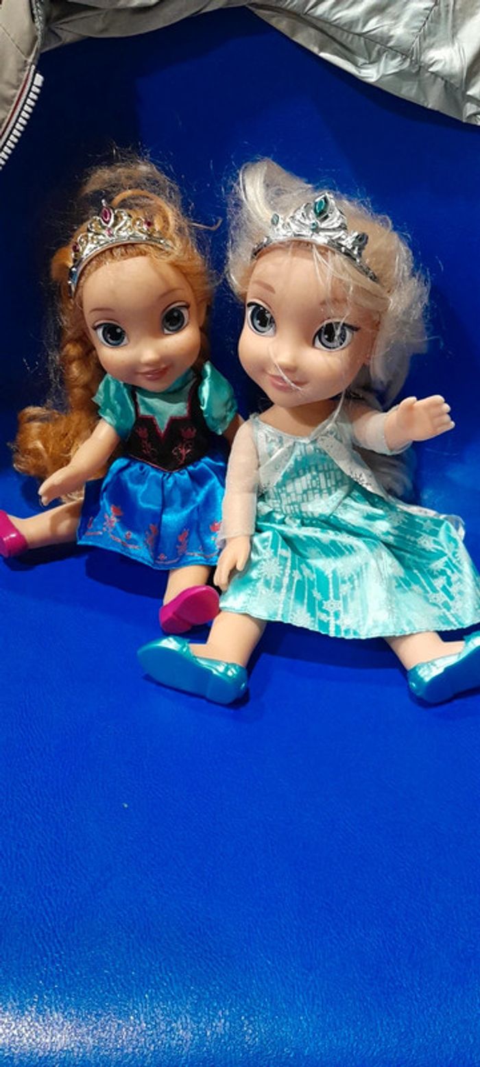 Lot Elsa et Anna reine des neige