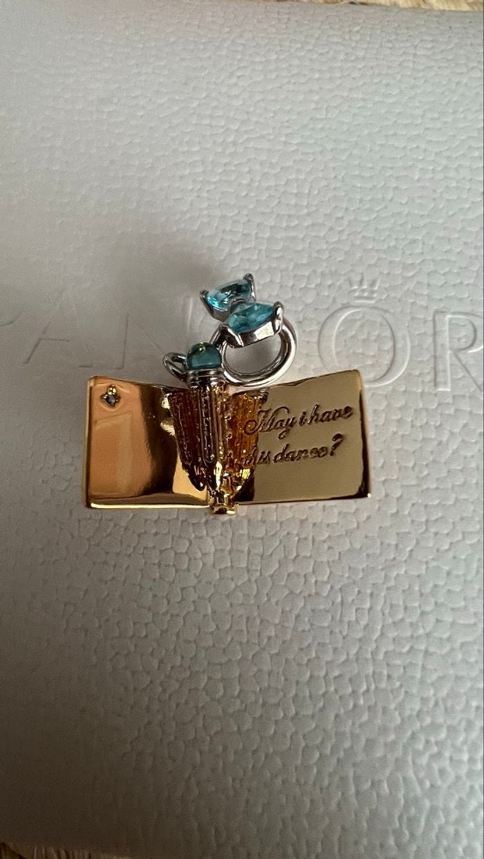 Charm carnet de bal et crayon bridgerton - photo numéro 4