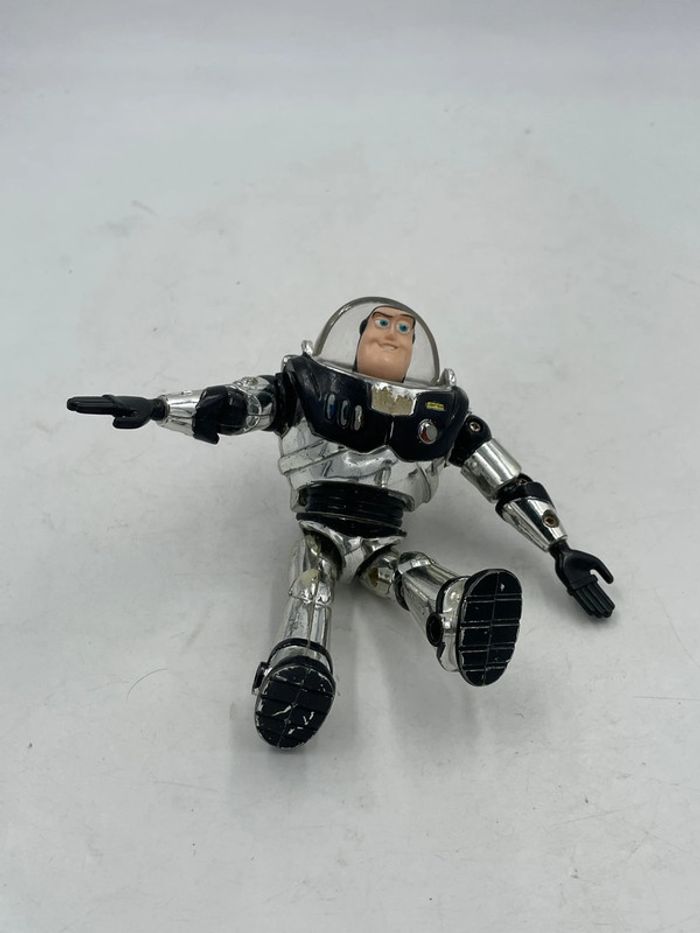 Figurine articulée Disney Pixar Toy Story  Buzz Lightyear Chrome 6" Thinkway - photo numéro 2