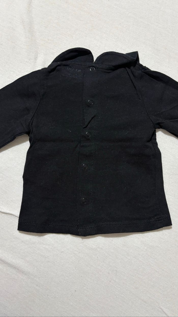 🖤 Haut manches longues noir col Claudine – Kiabi – 3 mois - photo numéro 2