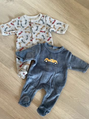 Lot de pyjamas naissance