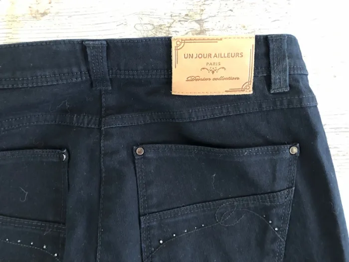Jeans Un jour ailleurs - photo numéro 7