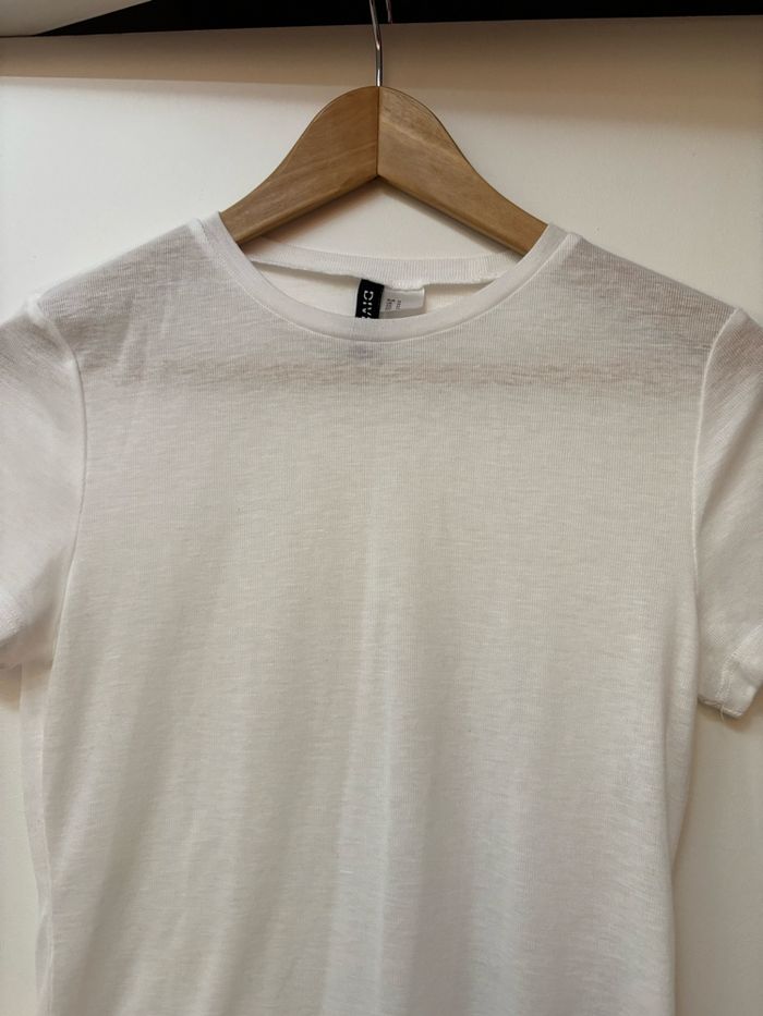 Tee-shirt fin blanc H&M taille M, neuf sans étiquette - photo numéro 3