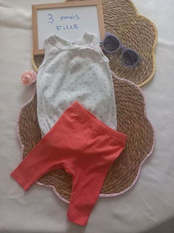 1 body et 1 leggings fille 👧 3 mois