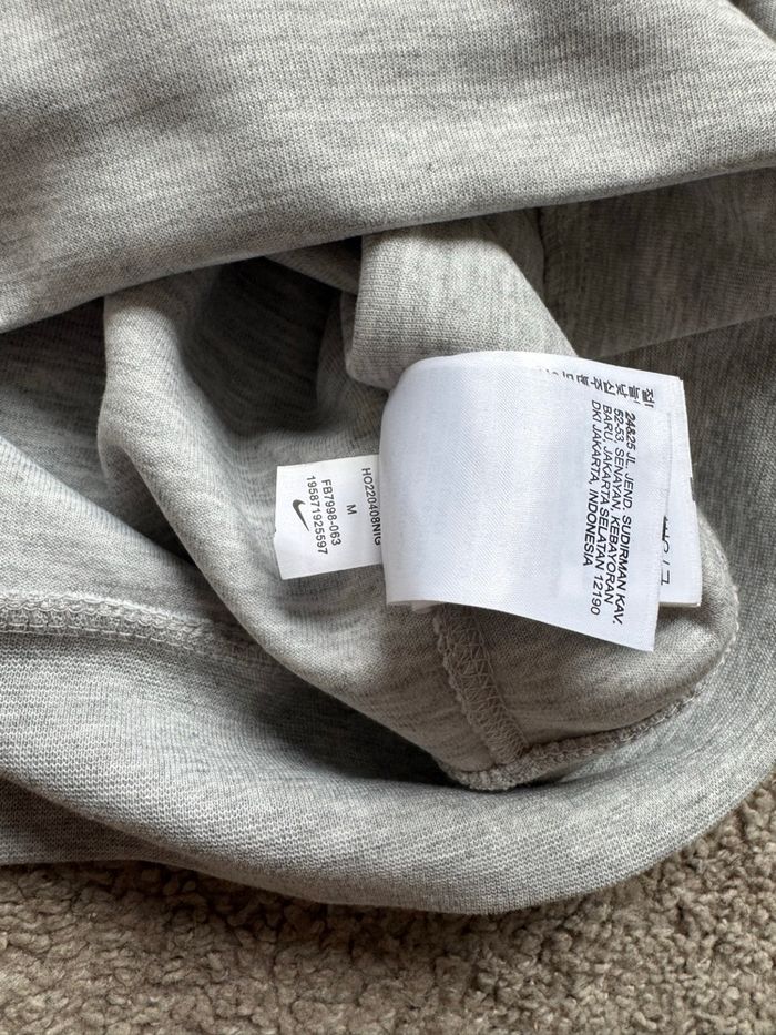 Pull Nike tech fleece - photo numéro 6
