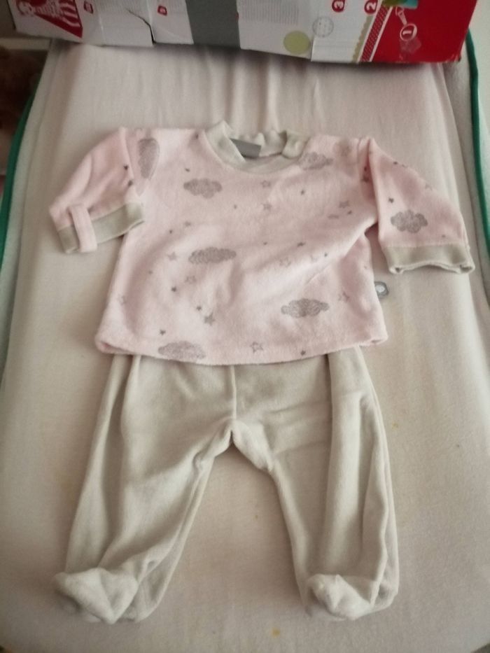 Deux Ensembles bébé fille - photo numéro 2