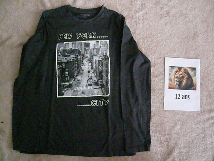 Lot de 2 tee-shirts 12 ans (n°2) - photo numéro 2