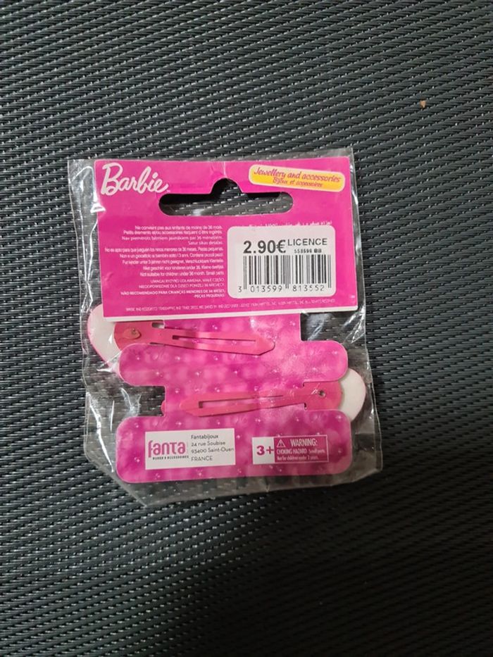 Lot de barrettes et bracelets barbie&violetta - photo numéro 4