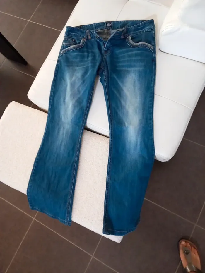 Jean bootcut - photo numéro 2