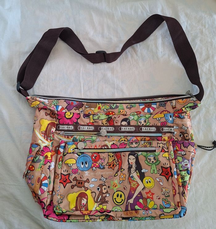 Sac avec smileys et personnages - photo numéro 2