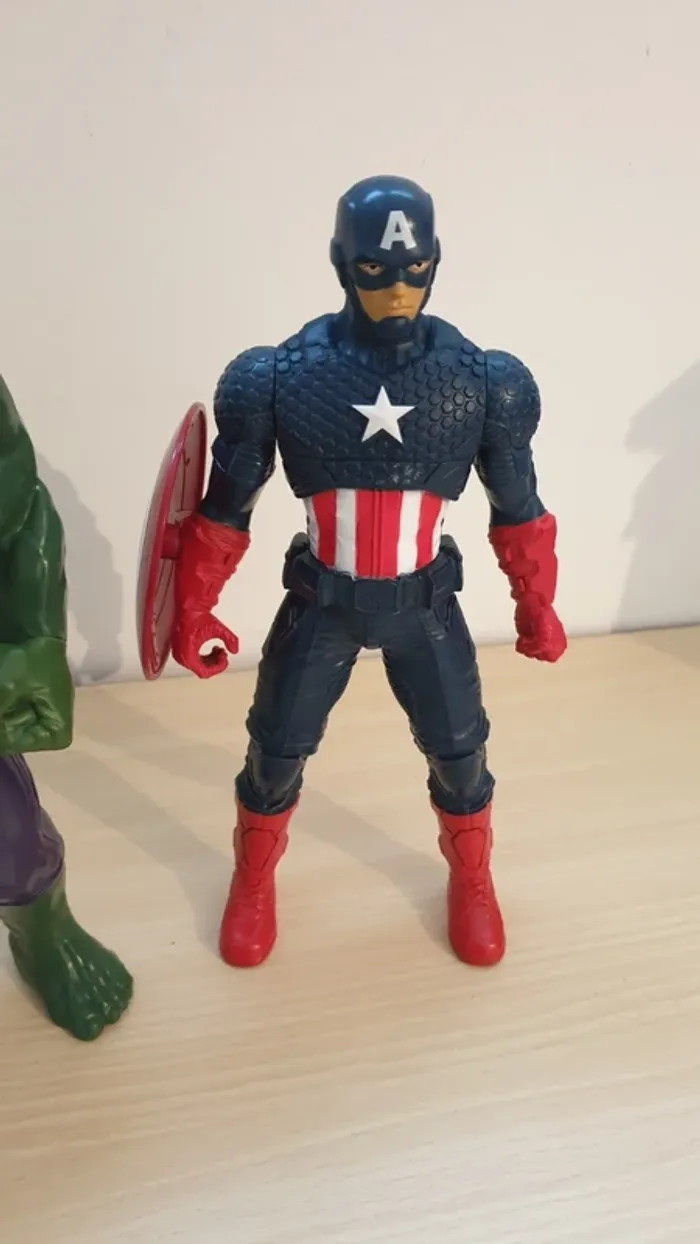 2 figurines - photo numéro 3