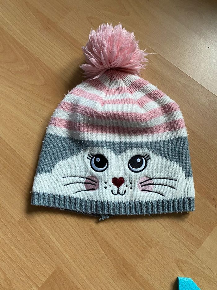 Bonnet à pompon chat