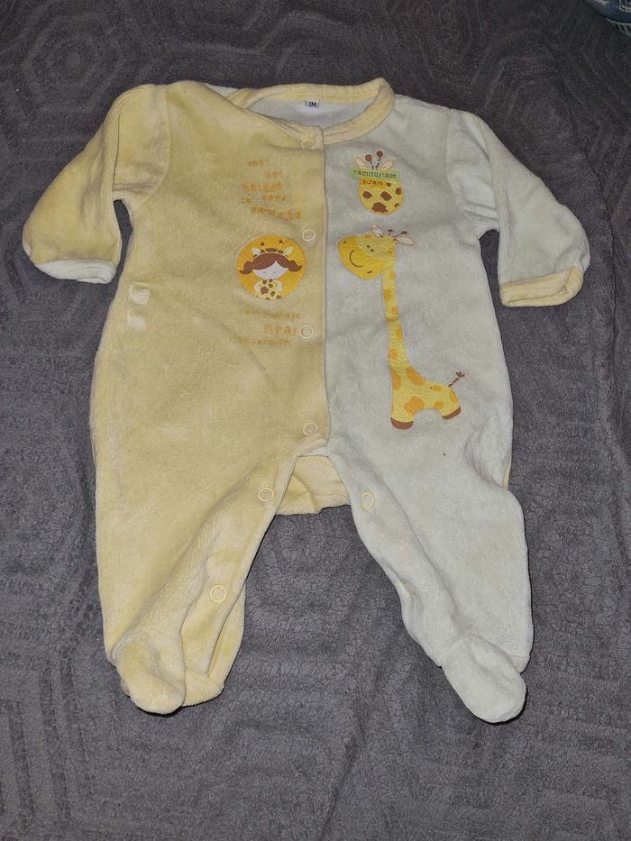 2 pyjama 1mois
