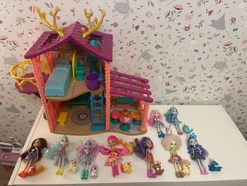 Maison avec personnages Enchantimals