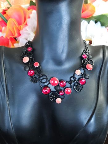 Collier avec ses pierres