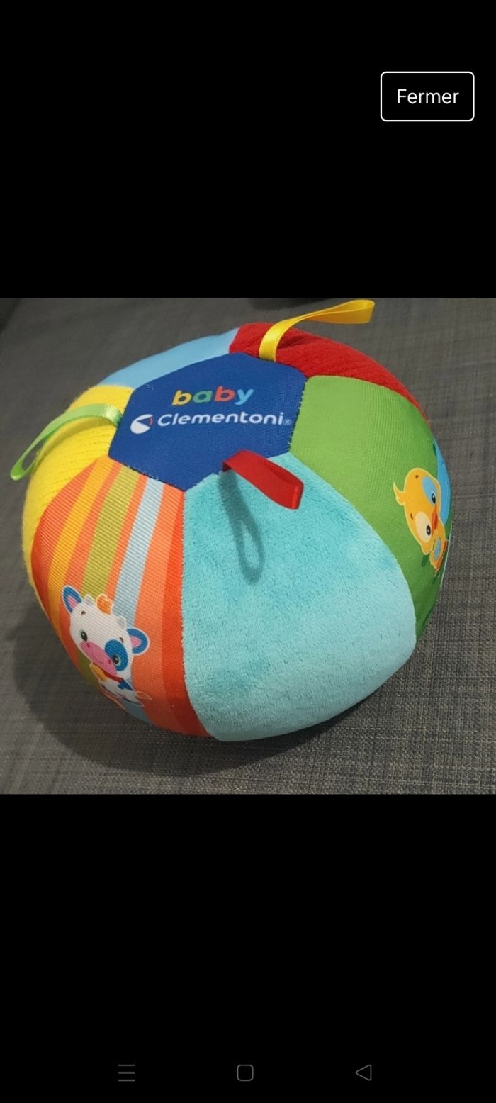 Ballon d'éveil coloré multi textures