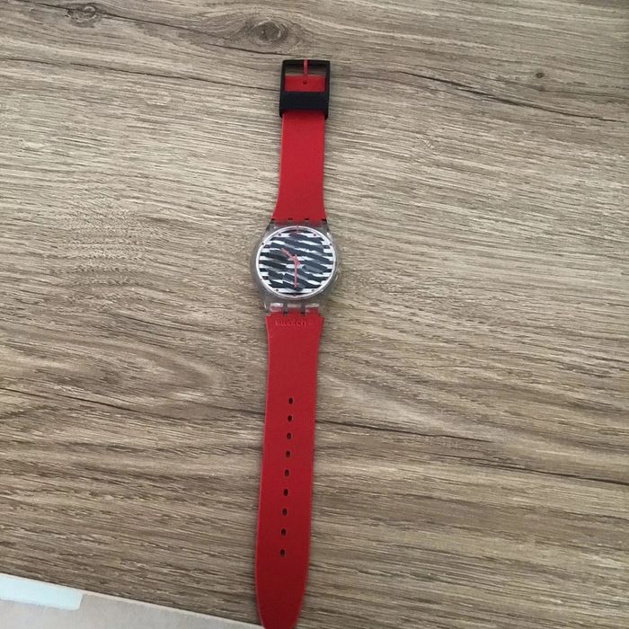 Montre Swatch très originale en état de marche - photo numéro 9