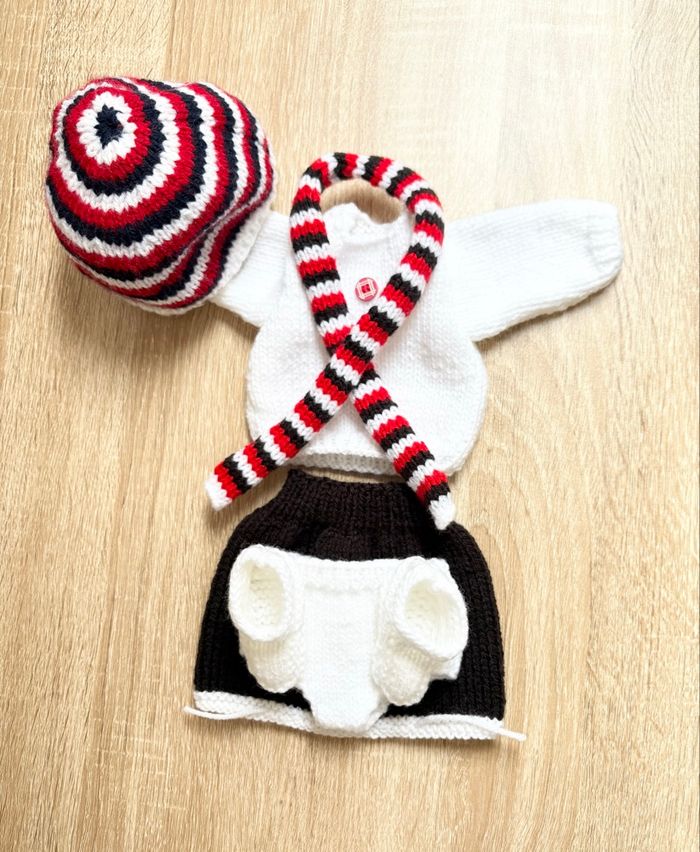 Vêtements pour poupée