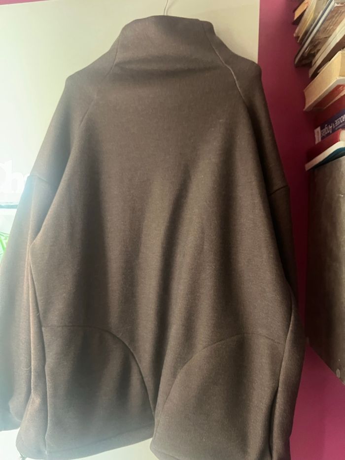 Pull polaire qui tient très chaud - photo numéro 3