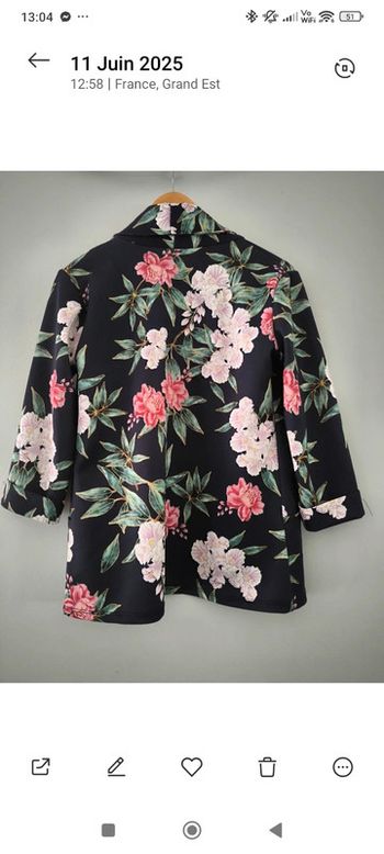 Blazer léger fleurie taille L 40