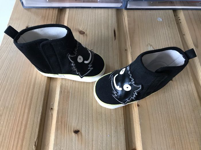 Chaussures en toile bébé Monstre - photo numéro 2