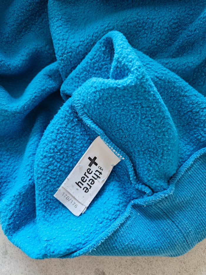 Sweatshirt à capuche - photo numéro 3