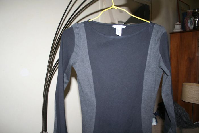 🌸👍Hausse de prix 👍Robe noire / grise Taille 34 " H& M "🌸 - photo numéro 2