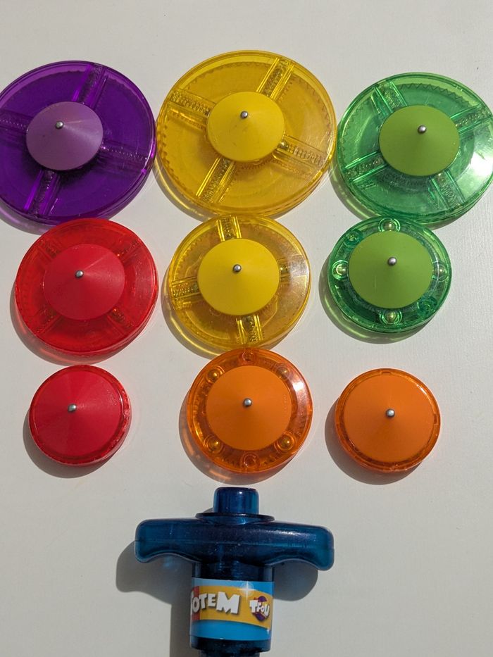 Lot de 9 Toupies vintage Lansay. - photo numéro 4