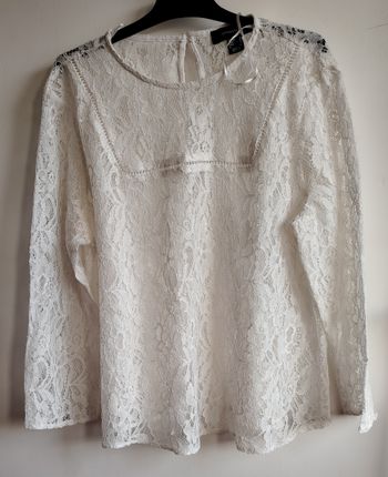 Blouse en dentelle blanche – Atmosphere – Taille 38