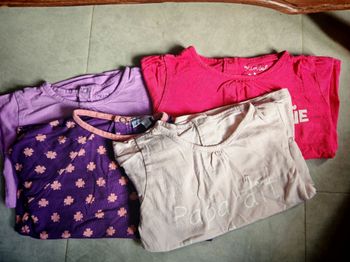 Lot tee-shirts ML 25 mois
