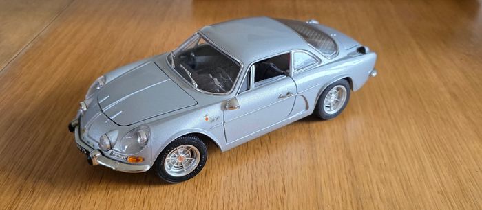 alpine a110 - photo numéro 2