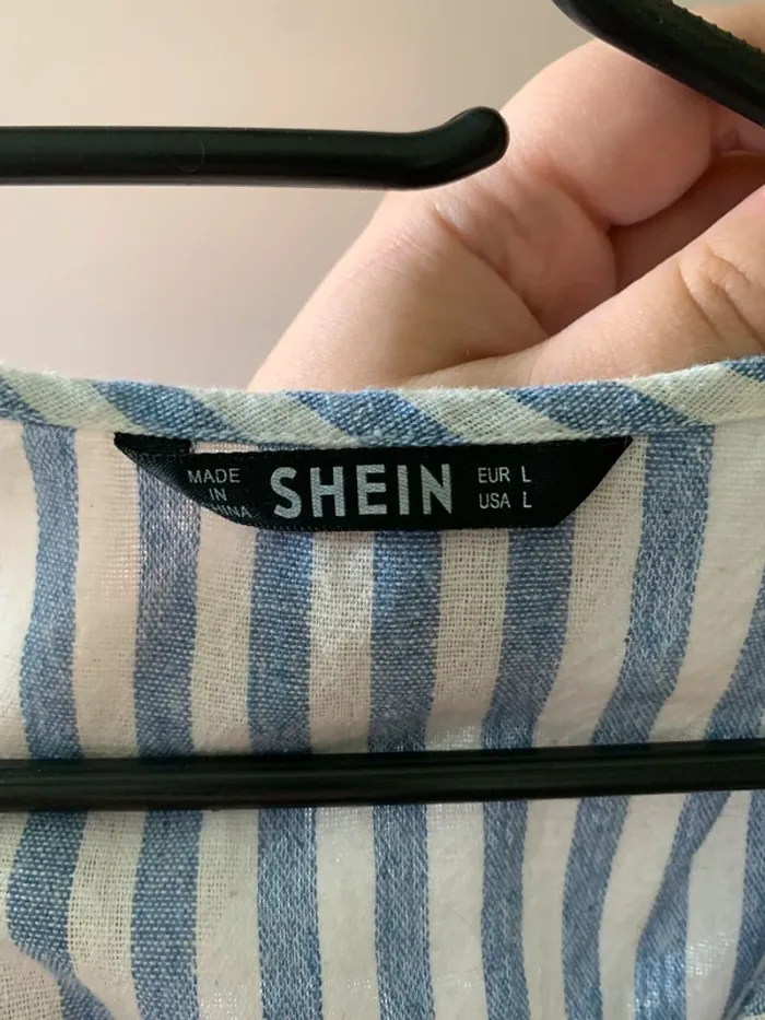 Top rayé bleu & blanc SHEIN - photo numéro 4