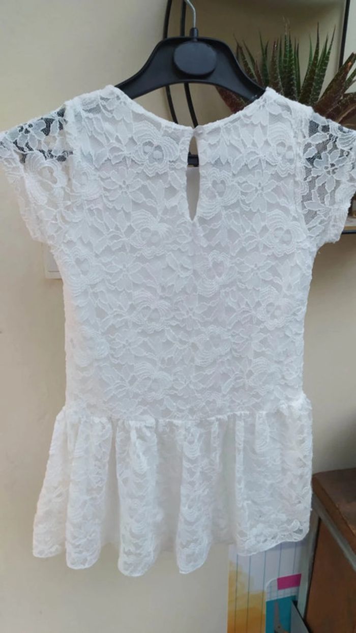 Robe crème avec dentelle 4 ans - photo numéro 3