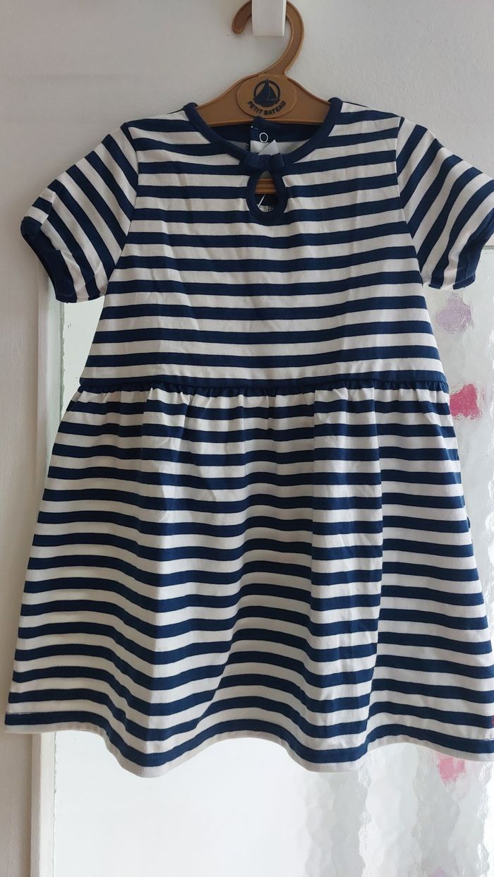 Robe petit bateau taille 36 mois neuve - photo numéro 2