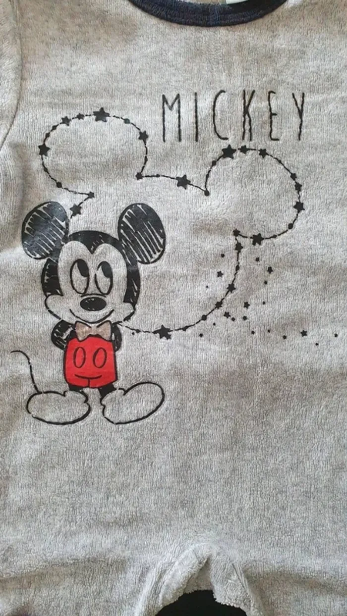 Lot de 4 pyjamas hiver 3 mois - photo numéro 9
