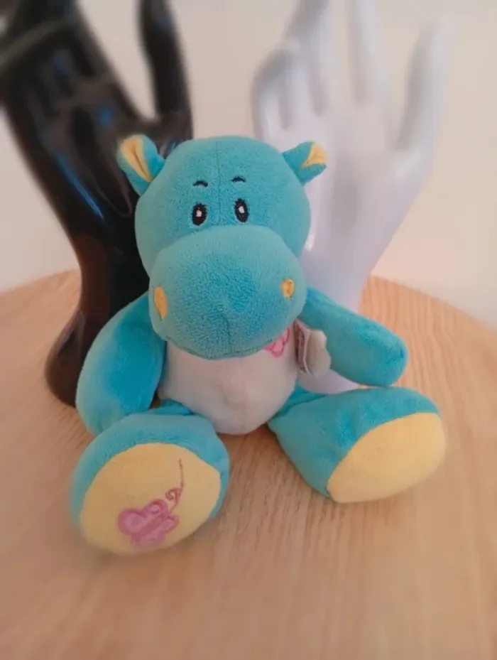 Peluche hippopotame jeux 2 mômes bon état