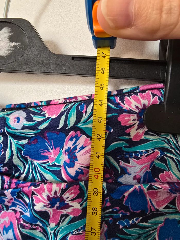 Jupe à fleurs - photo numéro 4