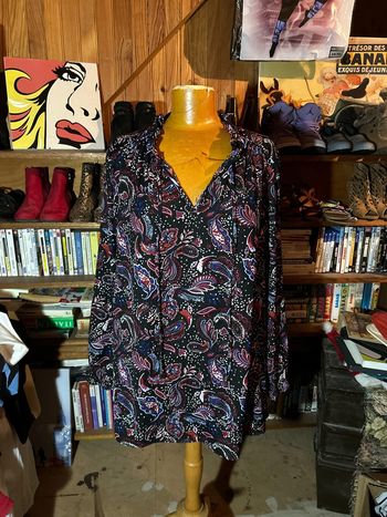 Tunique longue col plissé motifs fleurs