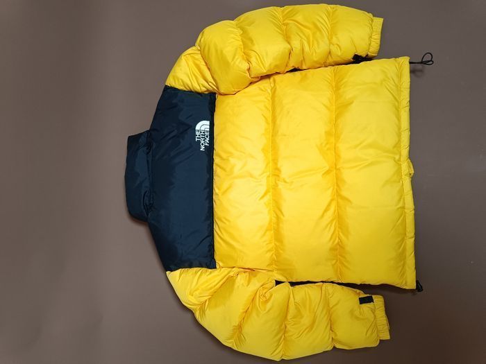 Doudoune The North Face Nuptse 700 - Jaune & Noir - Taille XS - photo numéro 2