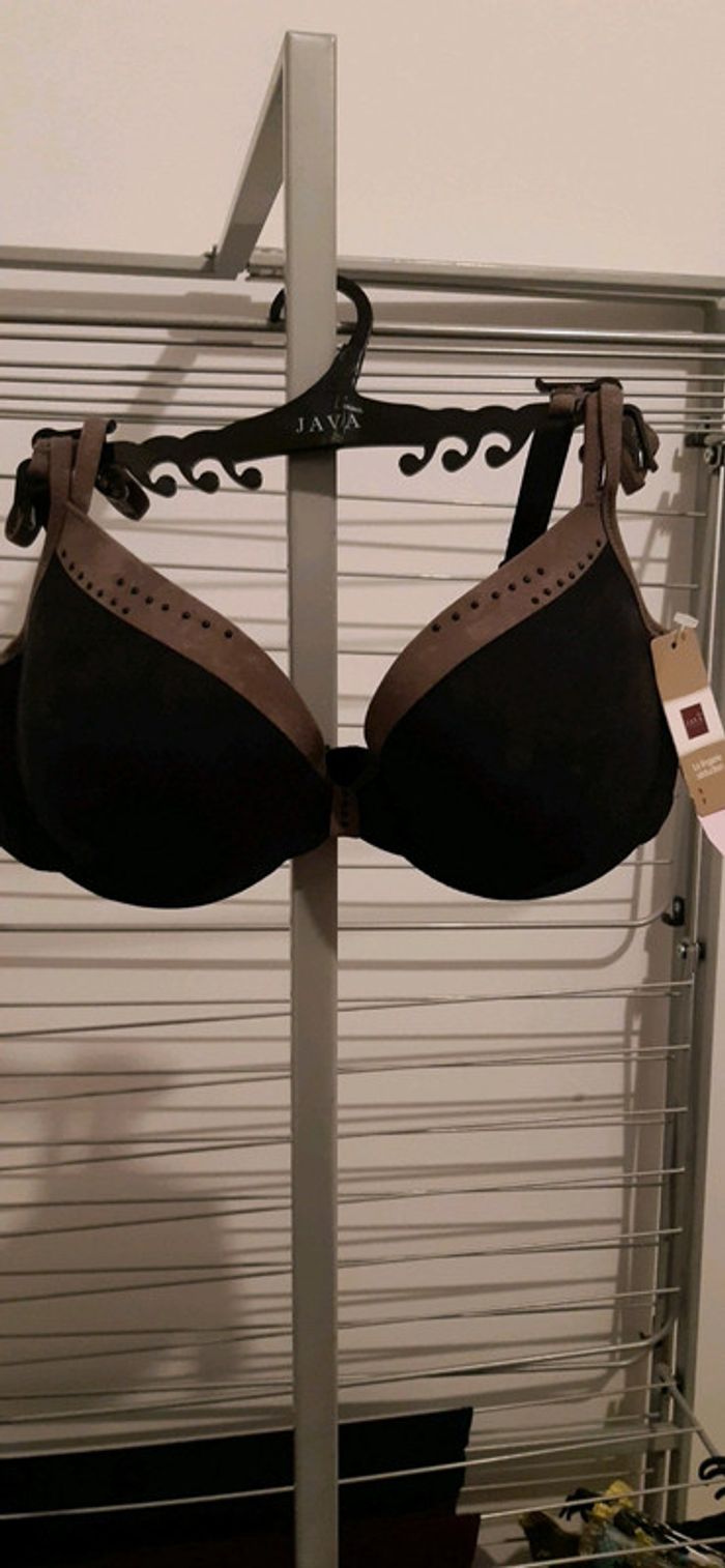 Soutien gorge 90C