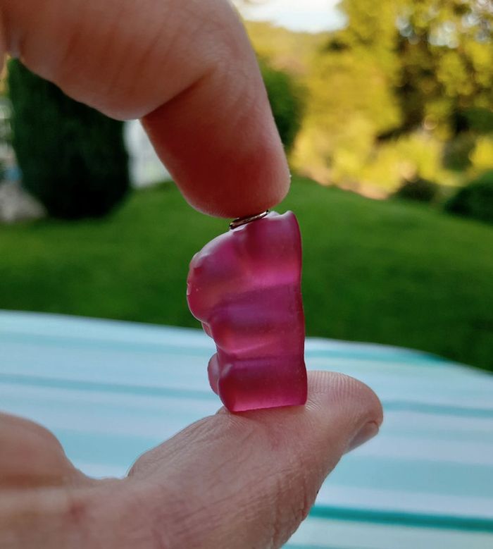 Pendentif nounours fushia résine - photo numéro 5