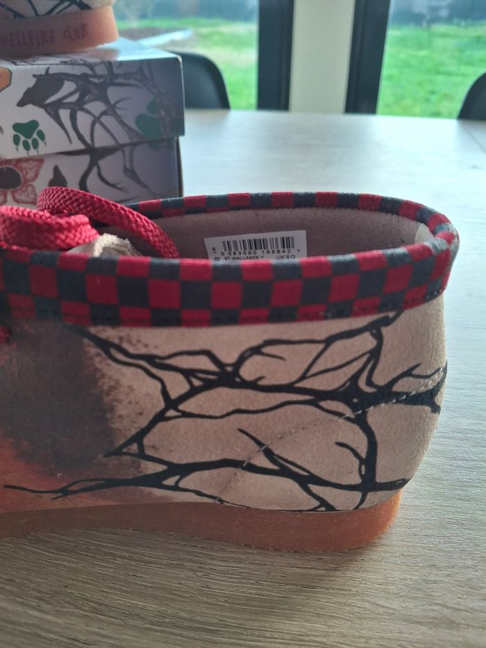 Clarks Wallabe Cuir de Nubuck Stranger Things T38 Neuve - photo numéro 8